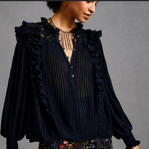Anthropology pleated ruffled blouse size L - Picture 2 of 7